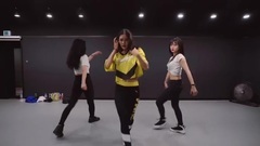 Solo_ dancing video