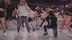 Don ' video of dancing of T Stop 'Til You Get En