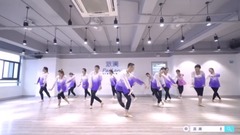 Body charm combines classical dancing of Guo blue 