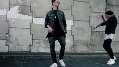 Cold Shoulder _Locnville