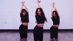 Video of Siren _ dancing
