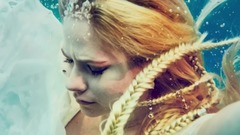 Head Above Water tries listen to edition _Avril Lavigne, musical short