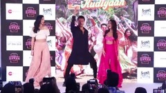 Tara Sutaria&Ananya Panday's H0t Dance Wid Tiger LIVE Mumbai Dilli Di Kudiyaan-Studentoftheyear