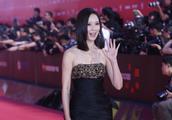 Day heart attends netizen of Shanghai international film festival: This cloth can slip came down!
