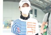 Zhou Dongyu shows netizen of body Beijing airport: Cover again severely to also can identify you