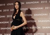 Zhang Zilin enters an activity, netizen: See she wears the effect of short skirt, I can say nothing