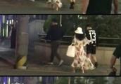 Hand of Xiao Lin of Min of come across sun's couple is pulling a hand to cross a driveway to exceed