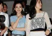 Yang Ying wears clairvoyant skirt to attend an activity, aside assistant cannot bear orthoptic