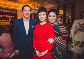 Big wrist gathers! Half entertainment group came banquet of one full year of life of Jin Qiaoqiao's
