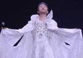 The Li Yugang seem on arena a faery that has dance lightly! Be the same as stage show with Sun Nan!