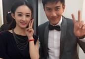 The group photo of Zhao Liying and numerous male s