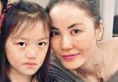 Li Yapeng's young daughter reflects exposure near