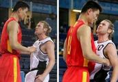 Yao Ming most 4 pieces of photographs of bully gas