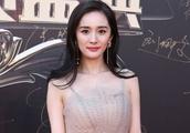 Yang Mi attends an activity, netizen: Wear was opp