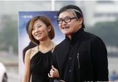 54 years old of Liu Huan and daughter are illuminated nearly, netizen: Not bad daughter appearance d