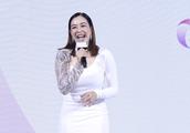 Figure of white skirt of Zhong Liti a suit is well-developed, netizen: This leg is thick also be to