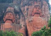 Sichuan travel attacks continuously: The whole world is the biggest double Buddha, bileshandafo is e