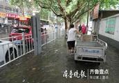 Heavy rain will raid, bus of aid peaceful street s