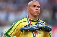 1998 world cup, why is the circumstance of many dozens of one person leaves Brazilian group still pl