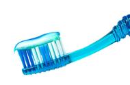 In daily life, the tooth brush that we use normally, be down is good to the tooth, is still be brist