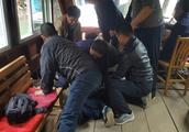 When Shang Luo chops person suspect ferry to escape, be caught ever crossed 78 big mountain