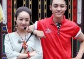Zhao Liying and group photo of numerous male star,