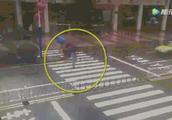 One examinee of Fujian Shao Wu faces traffic accid