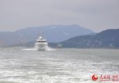 Fujian maintains maritime blow to violate high-pressured posture ocean to execute the law the boat f