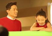 Plum Yan Hong carries a daughter to appear on CCTV