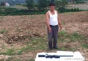 Buy air gun illegally to hunt in good health man is detained 5 days to fine 500 yuan
