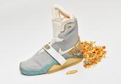 Oxidation drops broken bits to be worth day price! The Nike Mag 1986 is being auctioned!