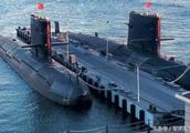 Chinese submarine shows body mediterranean, swim t