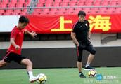 Guest field Zhan Shenxin is delayed sufficient only 18 people typhoon lets Sun Jun 