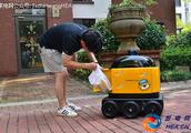 Deliver goods of unmanned express car becomes Nanjing of 818 Su Ning black science and technology no