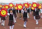 Wear do not rise! Hangzhou elementary school 10 thousand yuan of school uniform! Whether to violate