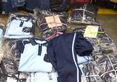 Industrial and commercial assault checks Nanning, nearly 2000 false school uniform are confiscated